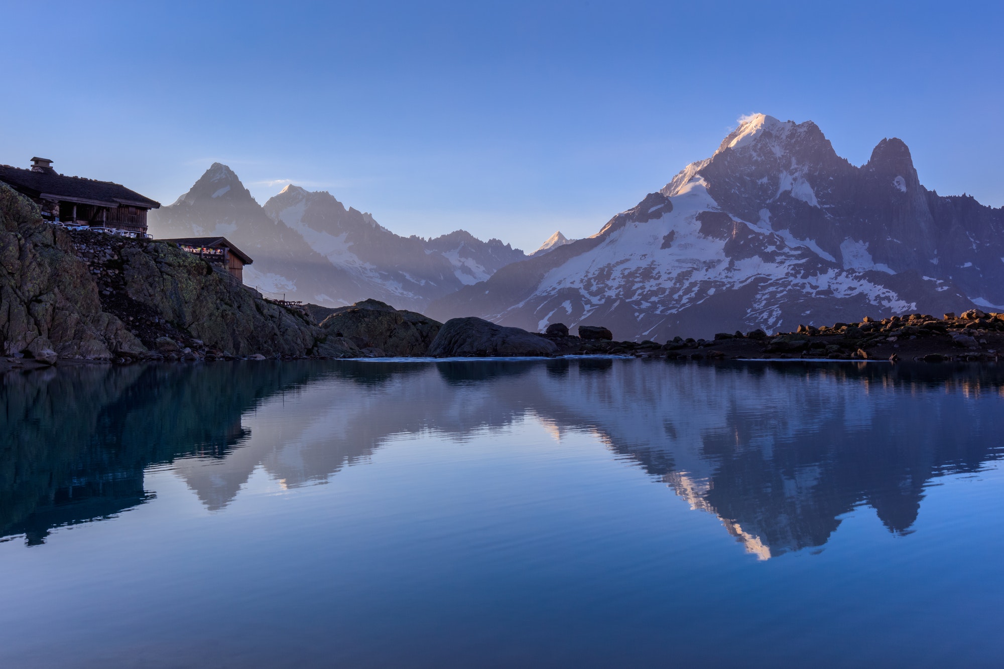 Lac Blanc Refuge (2352m), Massif du Mont Blanc